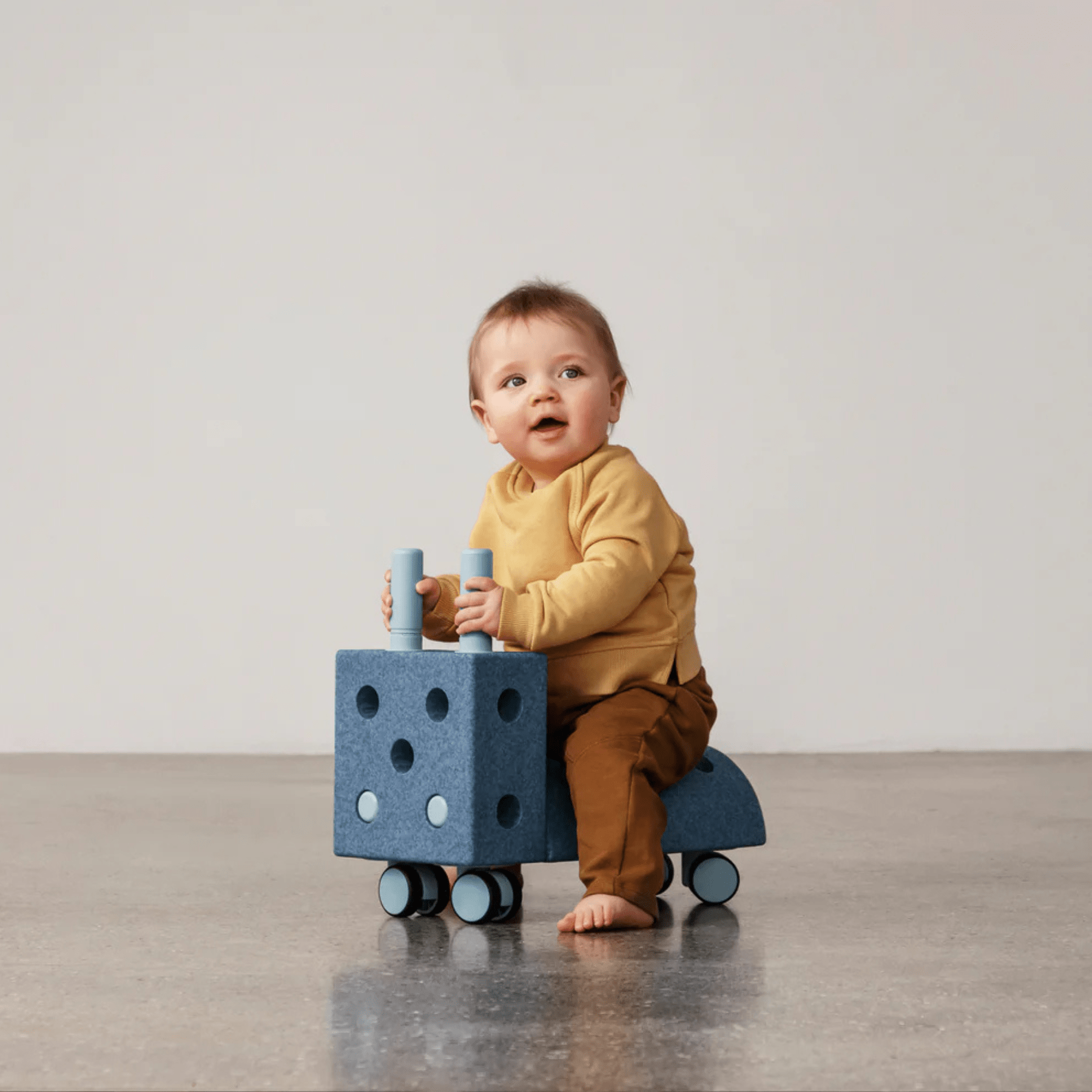 MODU Tiny Ride - kleiner Rutscher